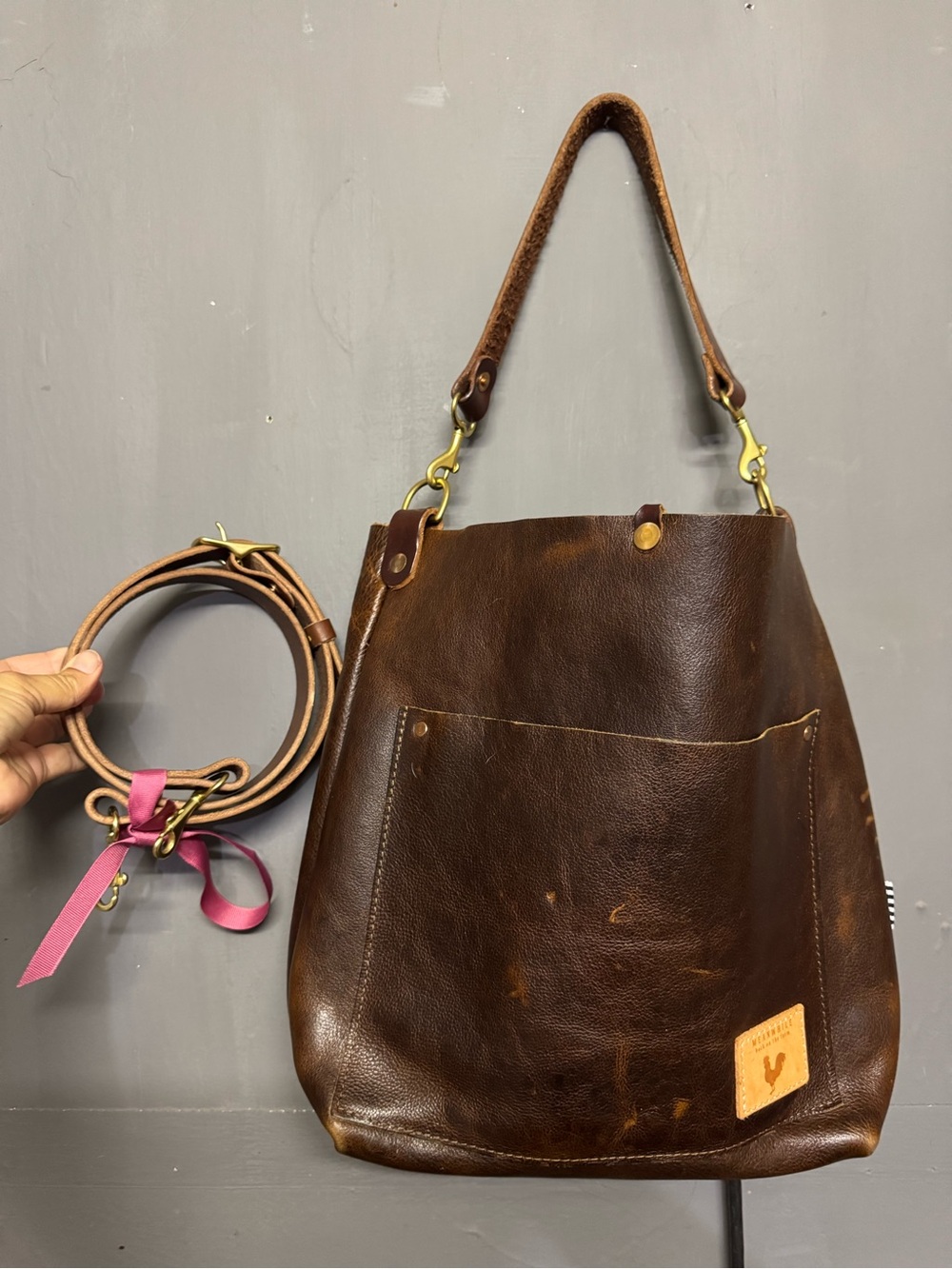 Meanwhile Back One The Farm Mocha Tuscan Leather Carryall & Crossbody - Picture 2 of 10